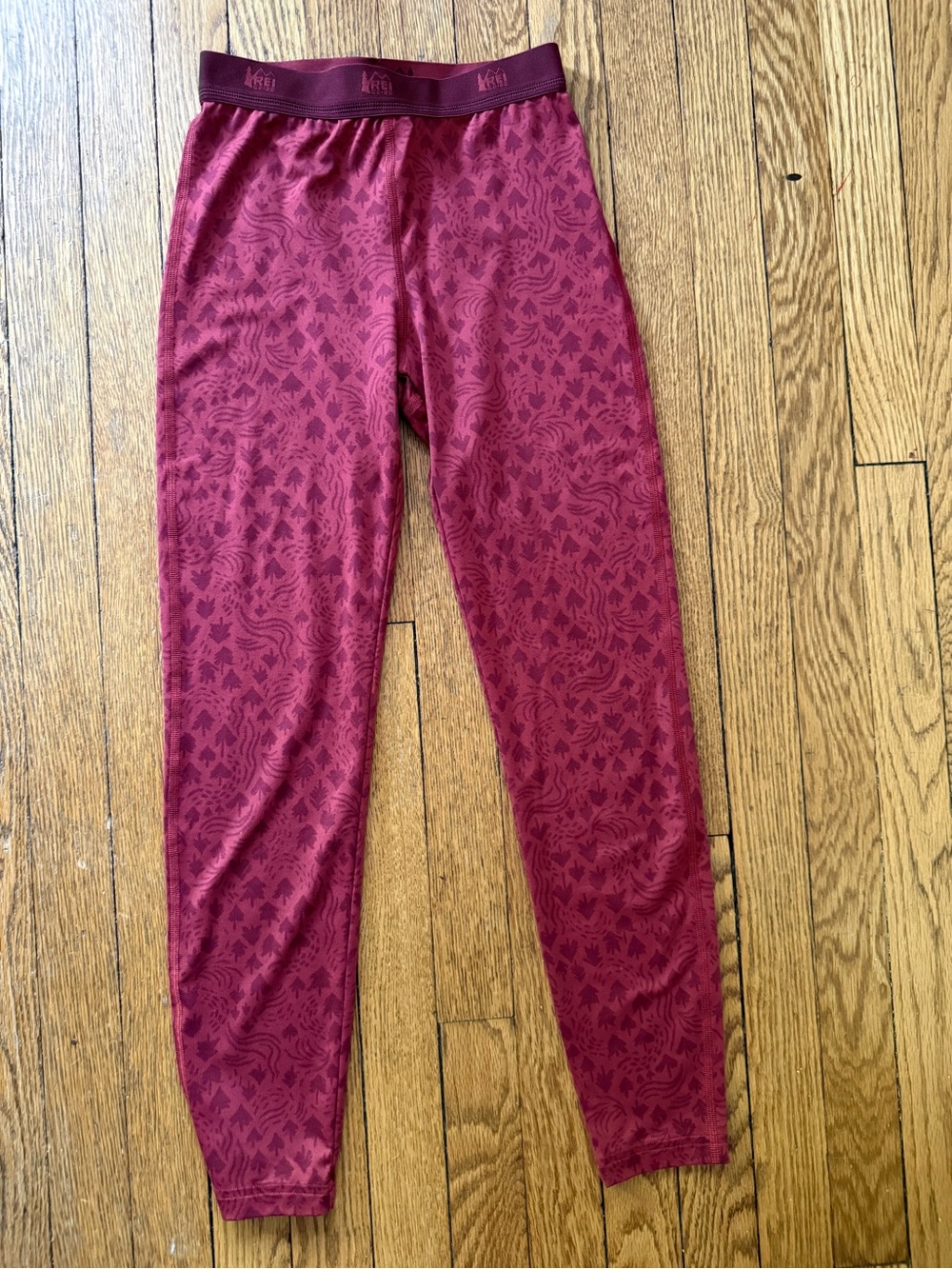 REI Burgundy Patterned Base Layer Pants - Size Medium (10-12)